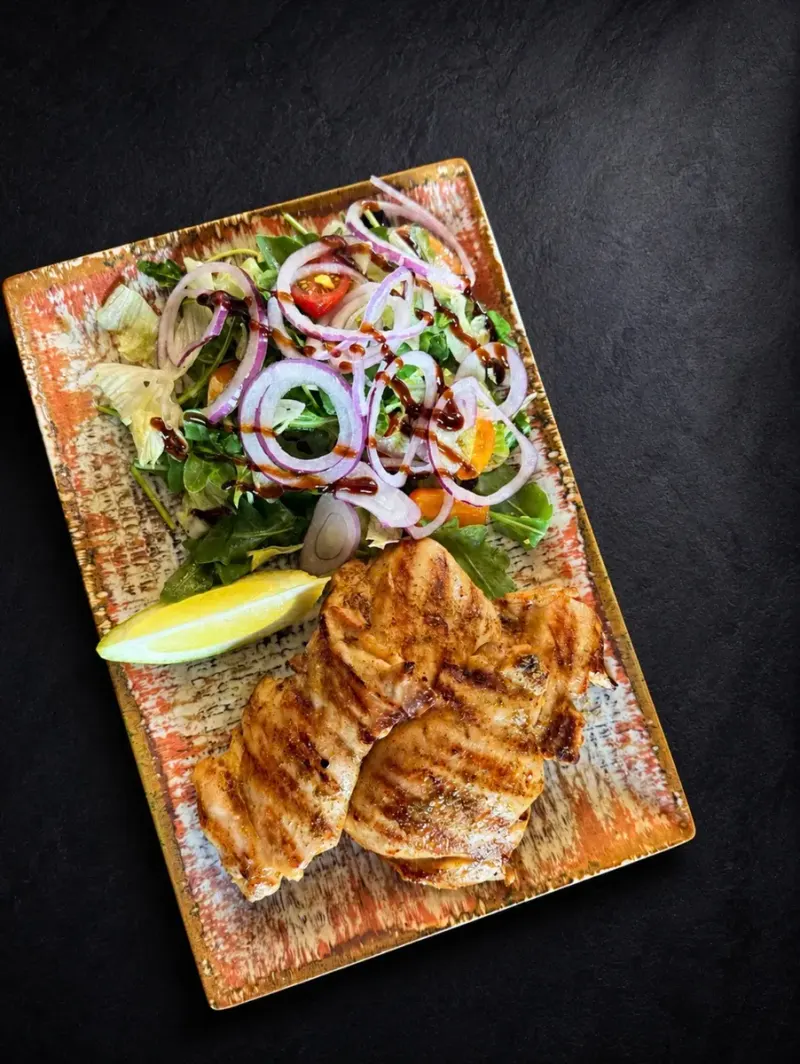 Muslo de pollo deshuesado a la plancha